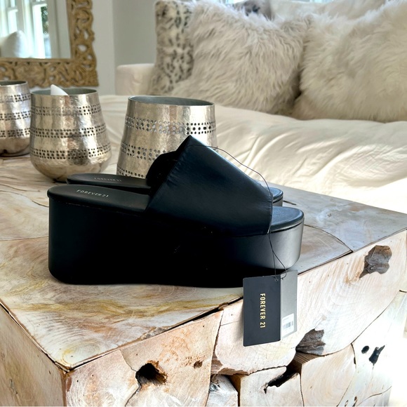 NWT FOREVER 21 PLATFORM SLIDES🦋🦋🦋 - Picture 5 of 11